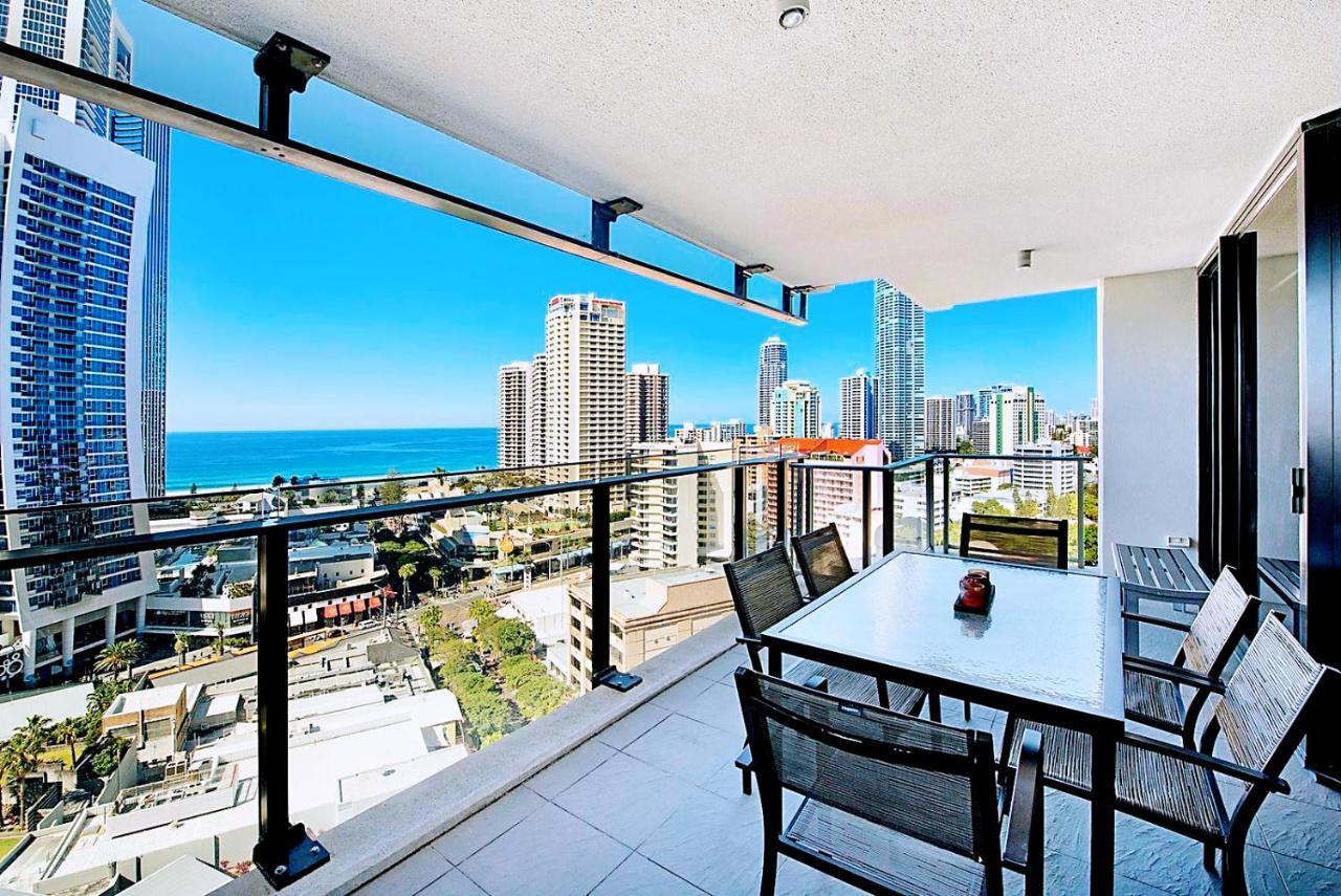 Circle On Cavill Surfers Paradise Apartments-Holiday Paradise Gold Coast Bilik gambar